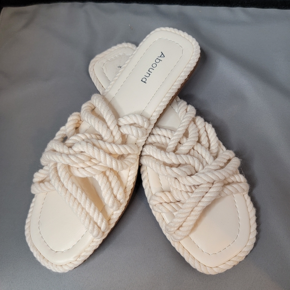 Abound Cream Rope Sandals Size 8